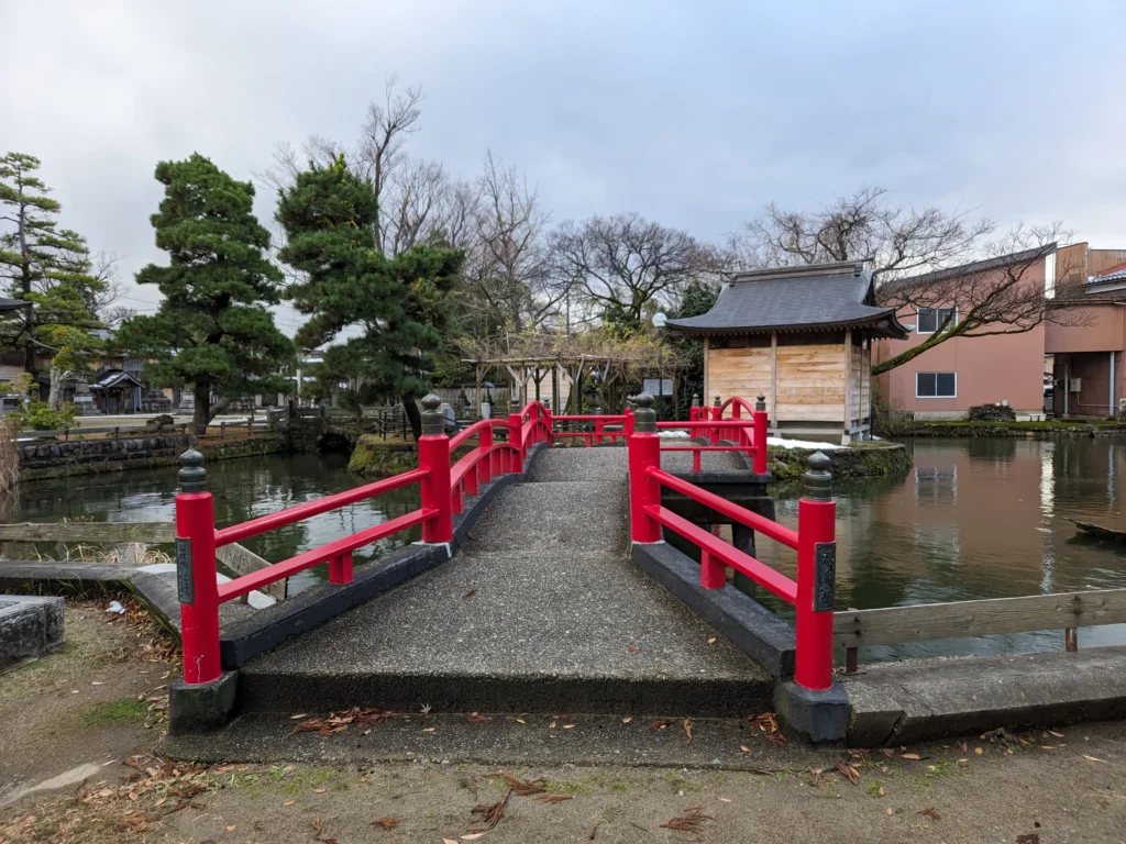 三条公園・厳島神社