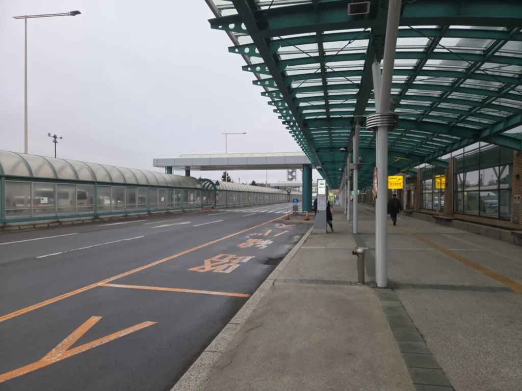 函館空港バス乗り場