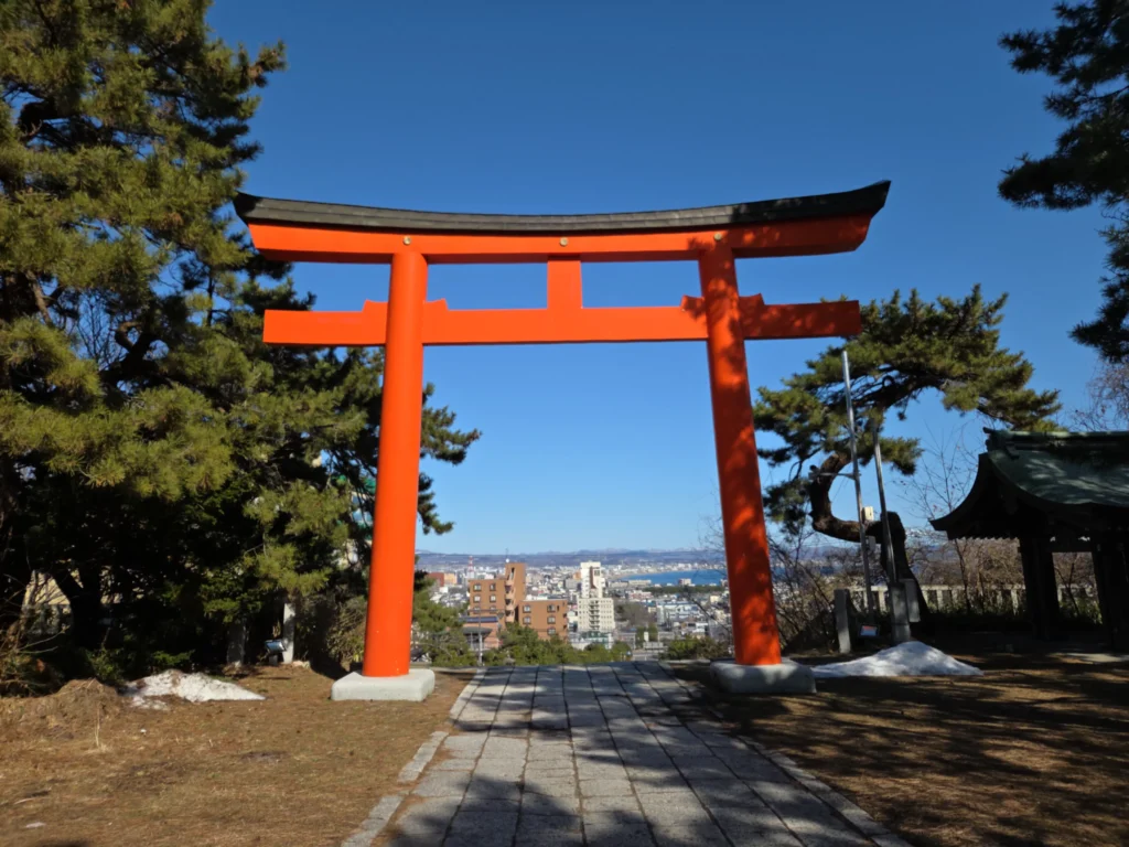 函館護国神社の鳥居